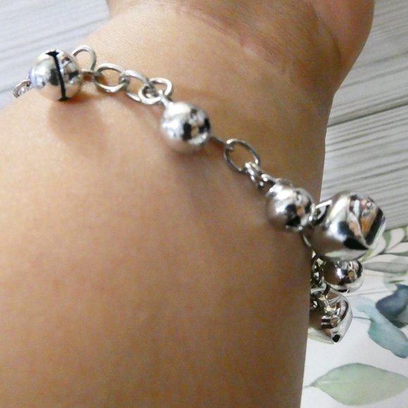 Jewelry - Jingle Bell bracelet. Is all silver.